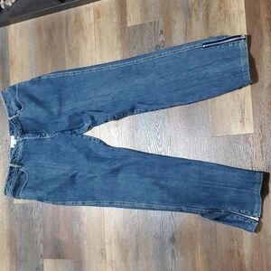 St John sport zipper ankle straight leg medium wash jeans